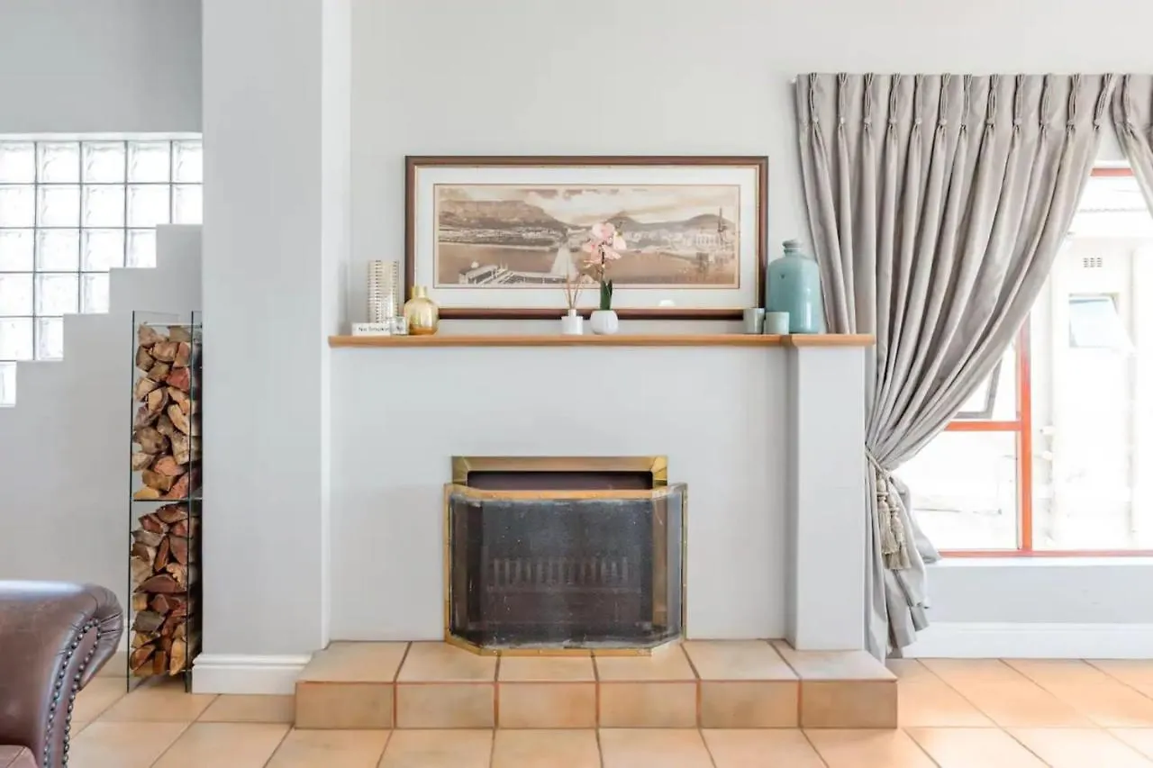3 Bedroom Hilltop Home With Spectacular Views Cape Town Holiday home