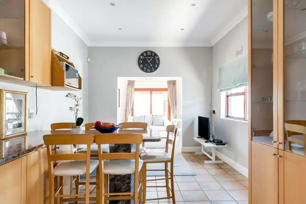 3 Bedroom Hilltop Home With Spectacular Views Cape Town Holiday home
