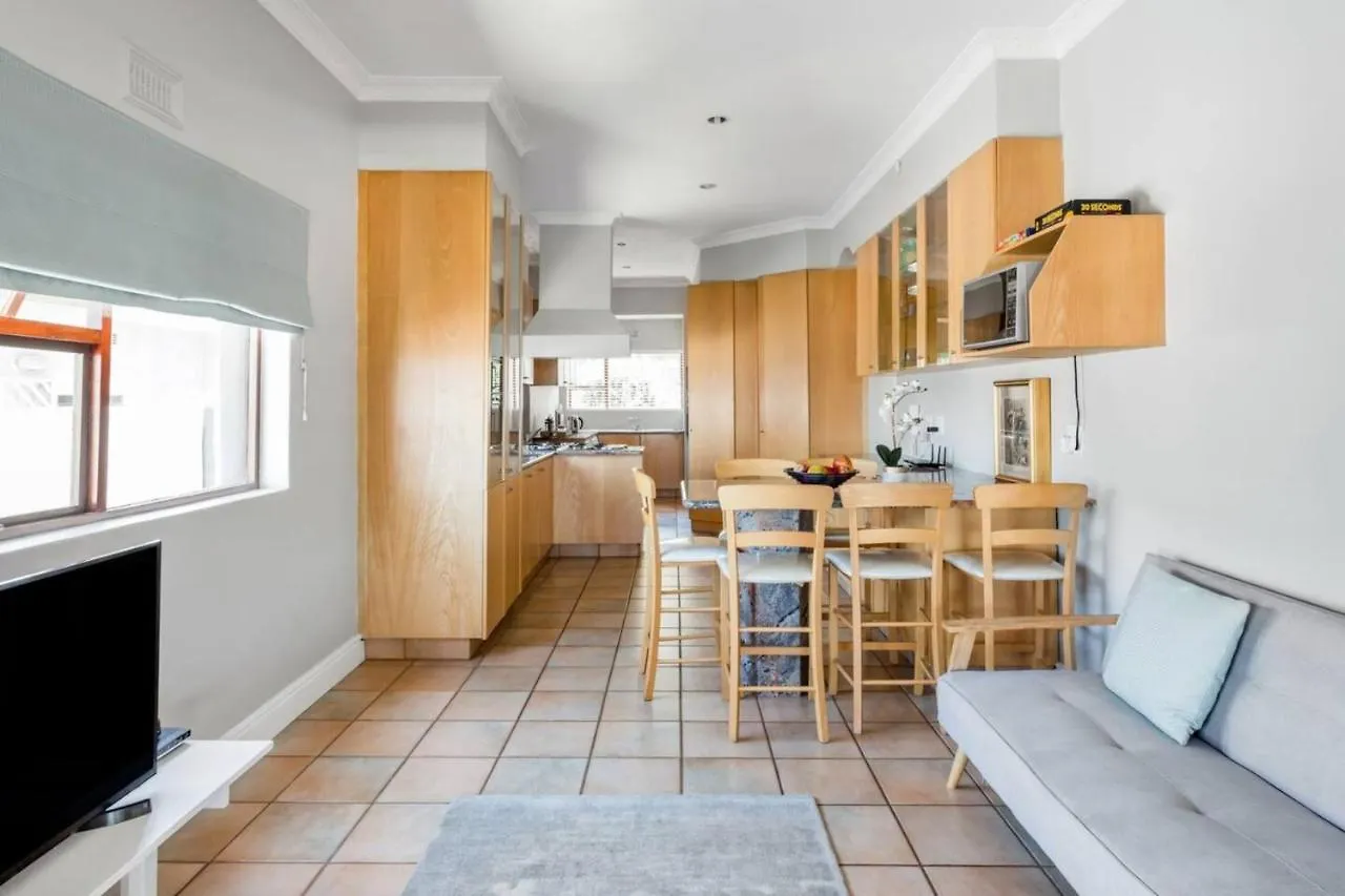 3 Bedroom Hilltop Home With Spectacular Views Cape Town